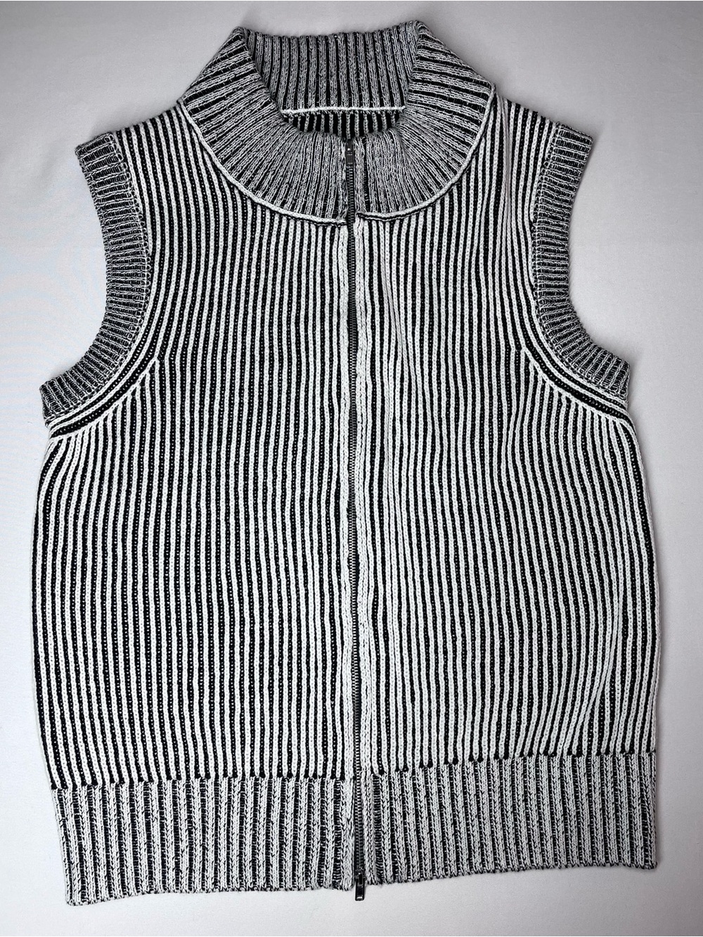 Womens Zip Up Sweater Vest Sleeveless Ribbed Knit V Neck Collared Striped Top - Picture 7 of 8